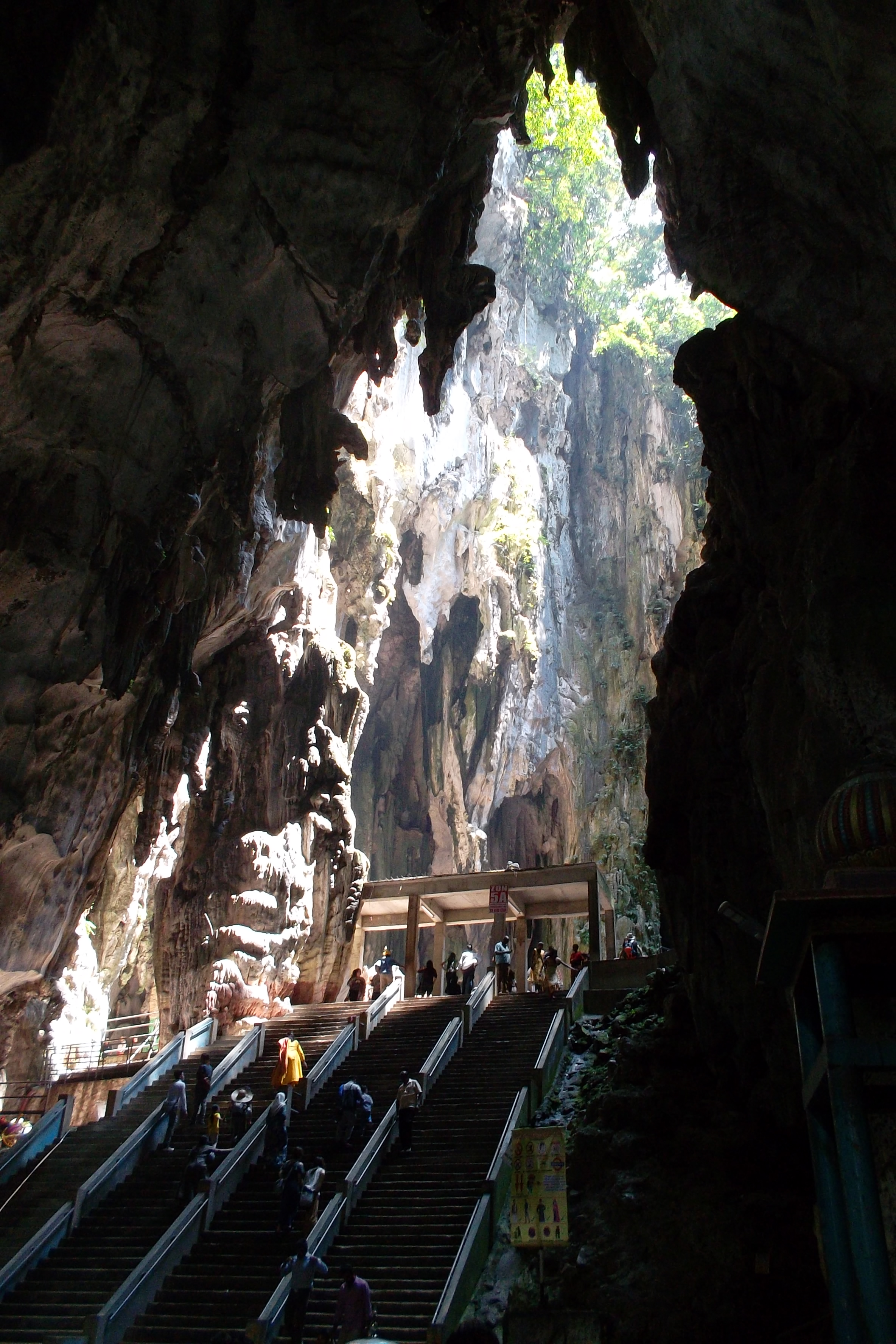 inside batu caves