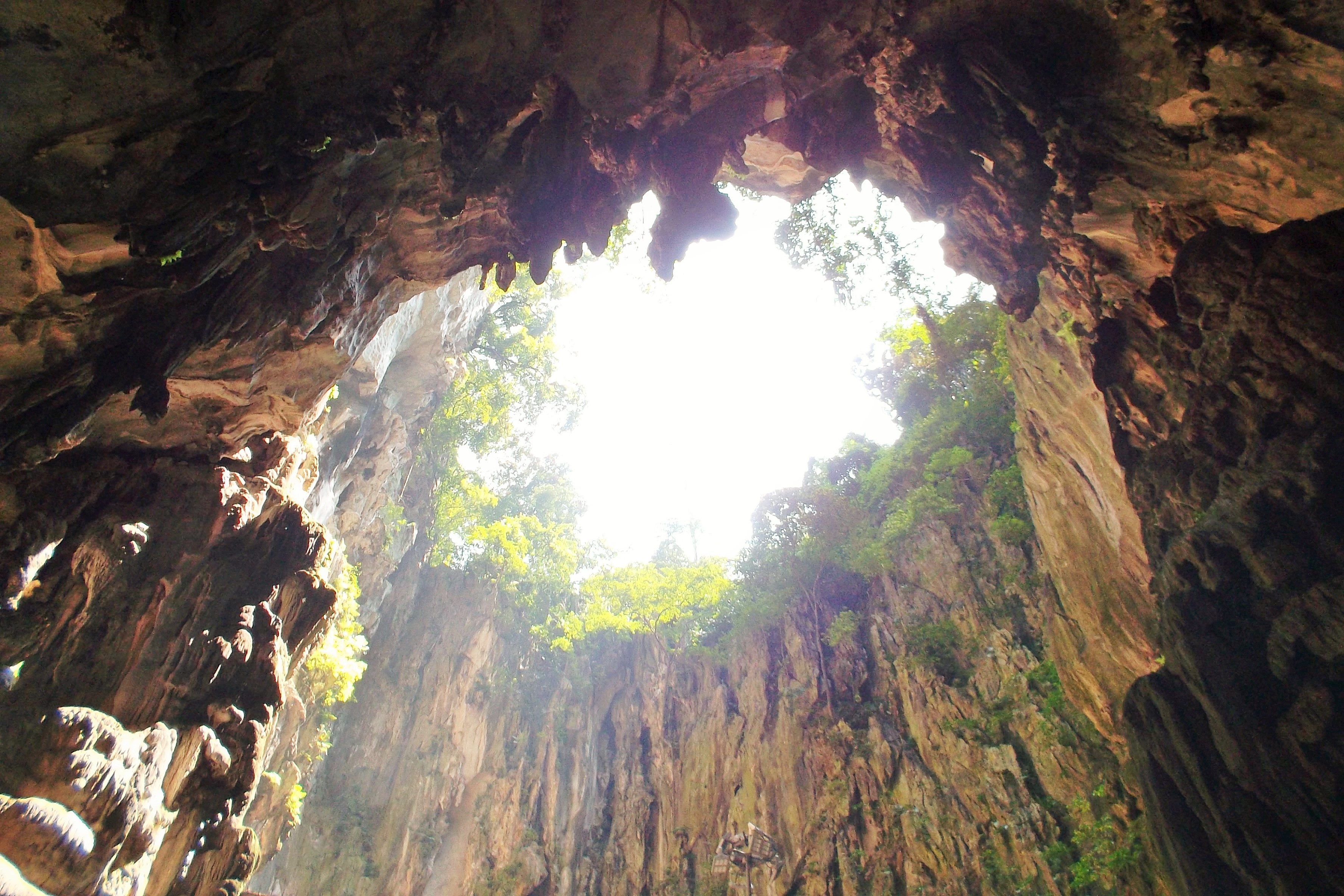 hole batu caves